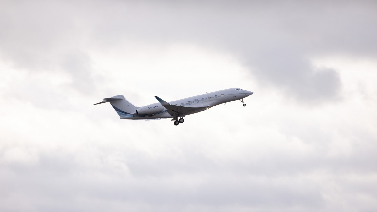 Арық адамдар есектің ішіне кіріп кетеді