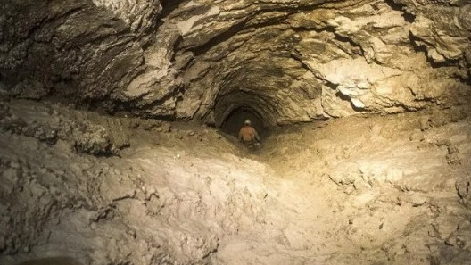 Әке қызы тыйым салынған порно