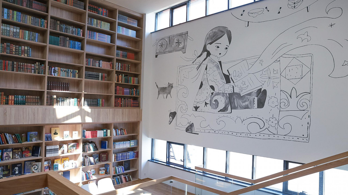 Әйелдің емшегін сору Орыс порно жұлдыздары