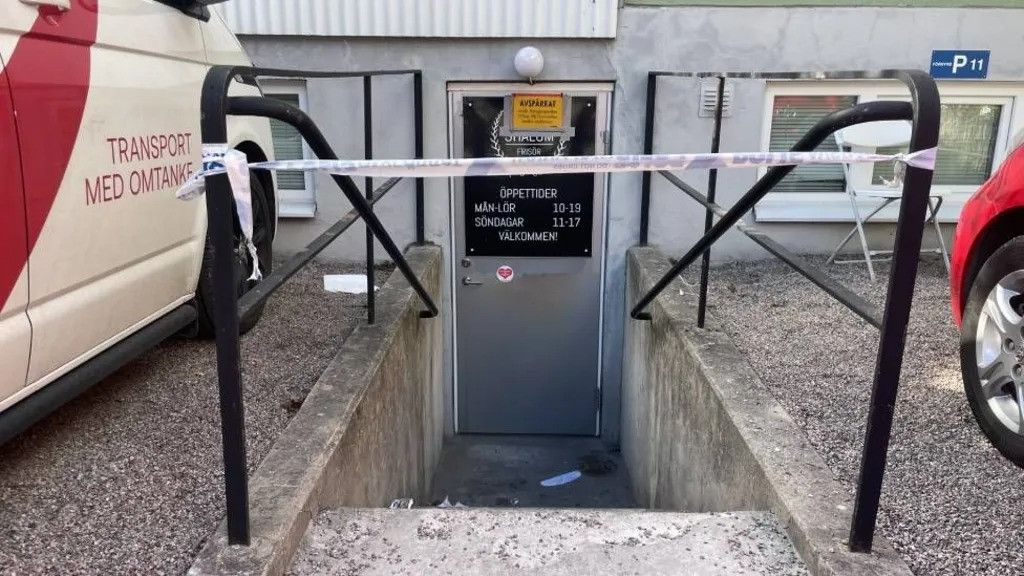 Алғаш рет жыныстық қатынасқа түскен адамдардың порно видеоларын қараңыз