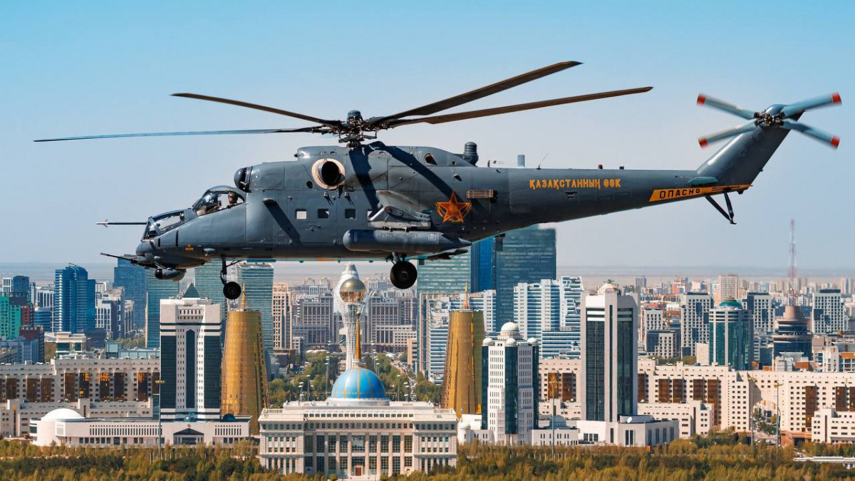 студенттердің ағып жатқан кискалары Шейн Дизель Саша Грей