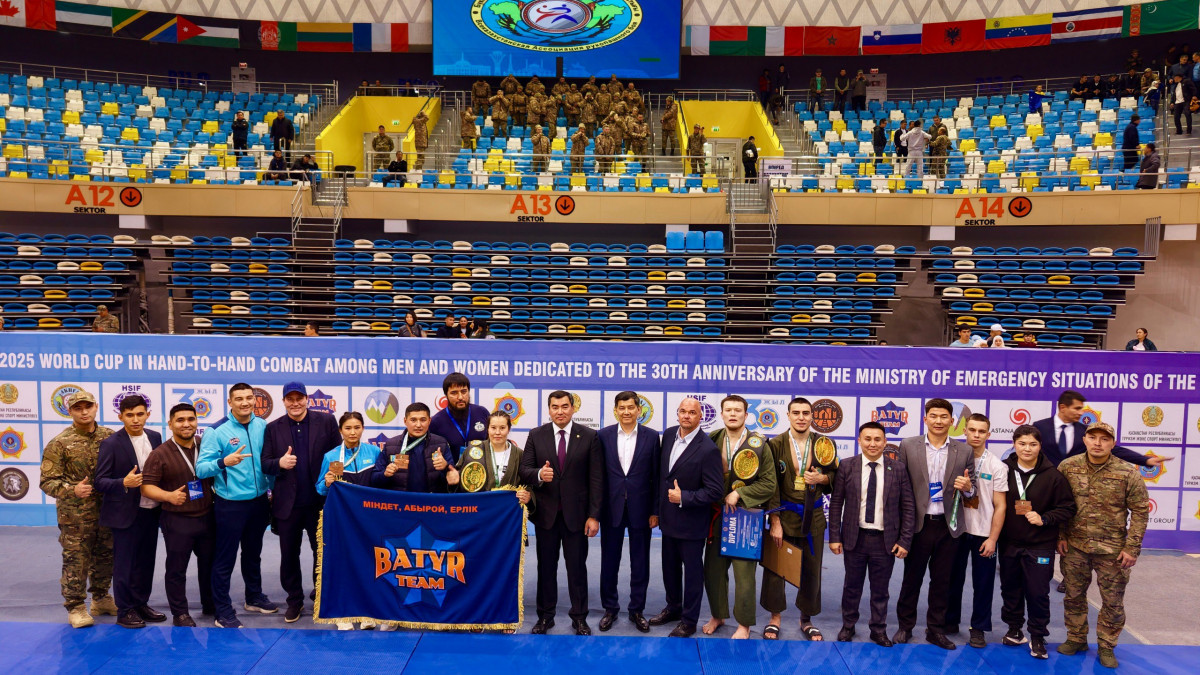 Қонақтар фото бейнебаянды ұрысты Қонақтар фото бейнебаянды ұрысты