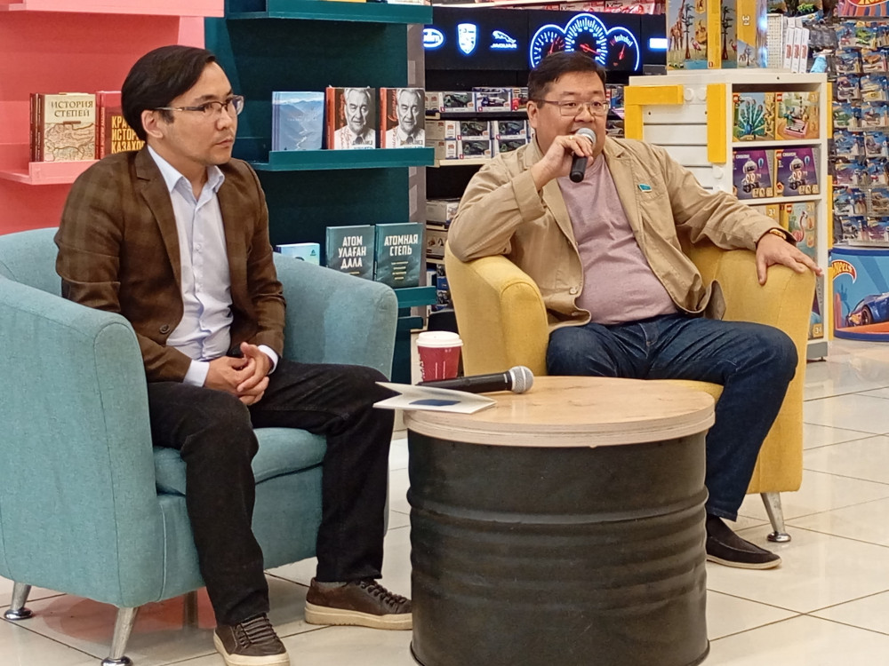 AMANAT партиясы Қазақстандағы 100 кітапты анықтауға атсалысып жатыр