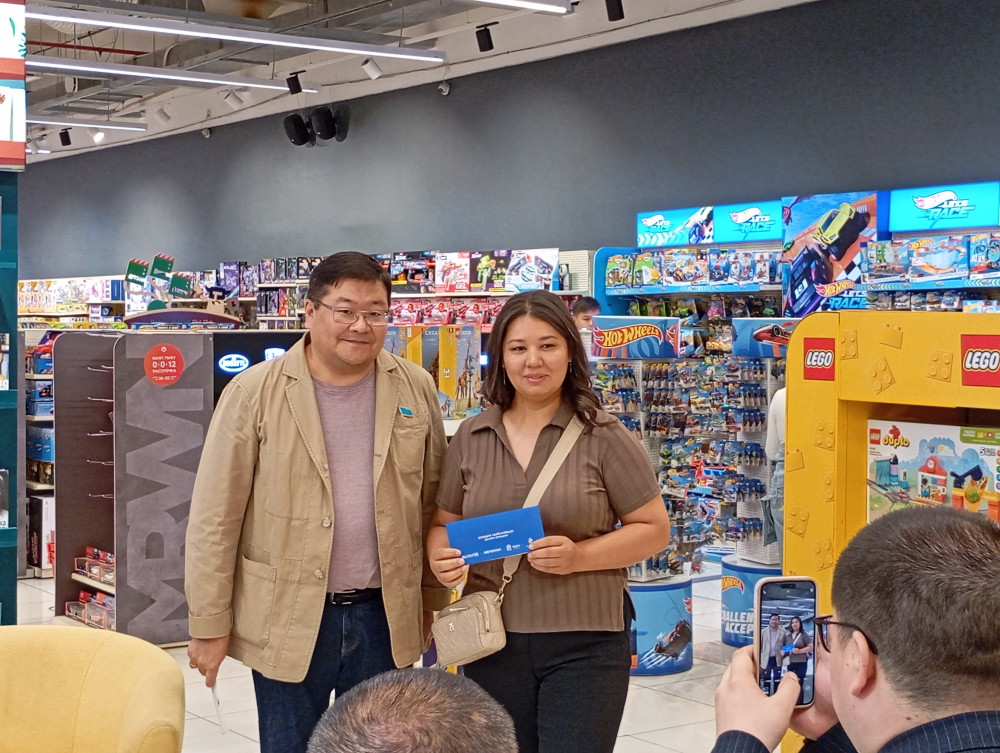 AMANAT партиясы Қазақстандағы 100 кітапты анықтауға атсалысып жатыр