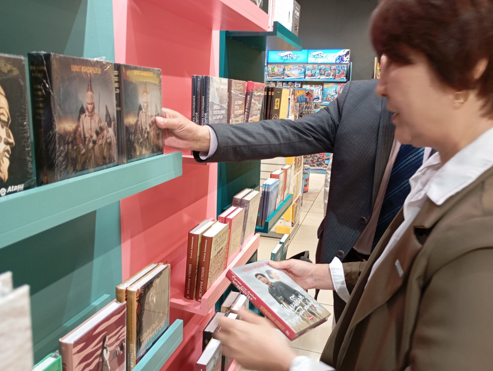 AMANAT партиясы Қазақстандағы 100 кітапты анықтауға атсалысып жатыр