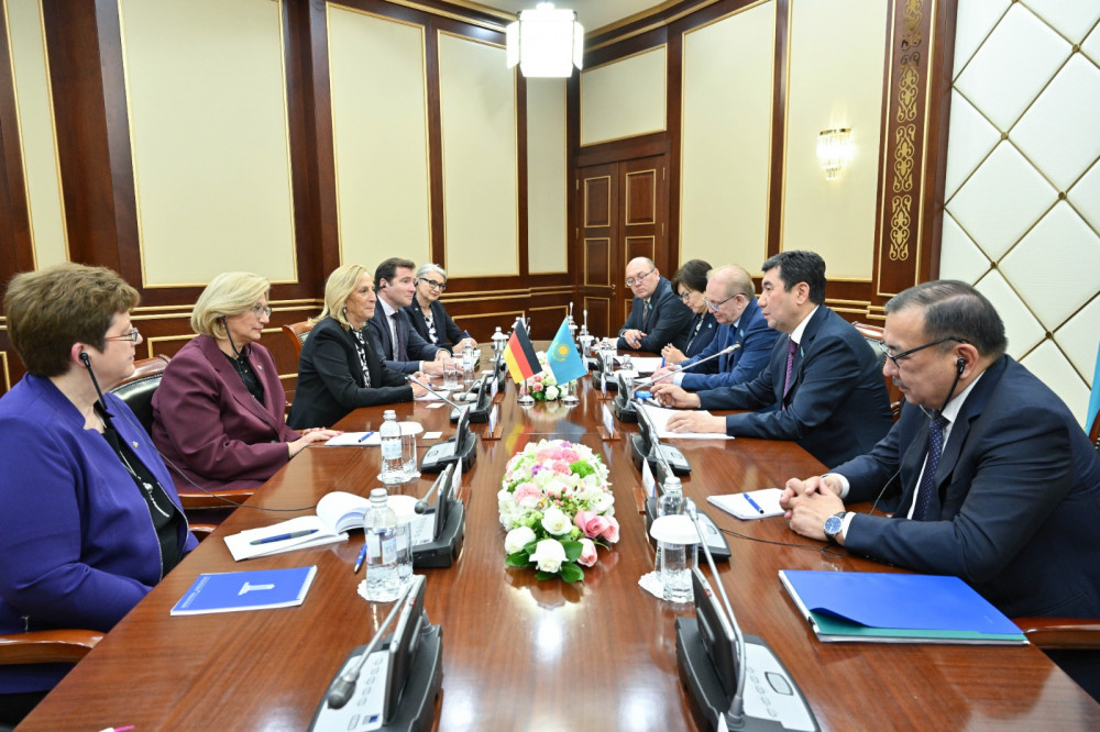 Мәжіліске Германия Парламенті жоғары палатасының басшысы келді