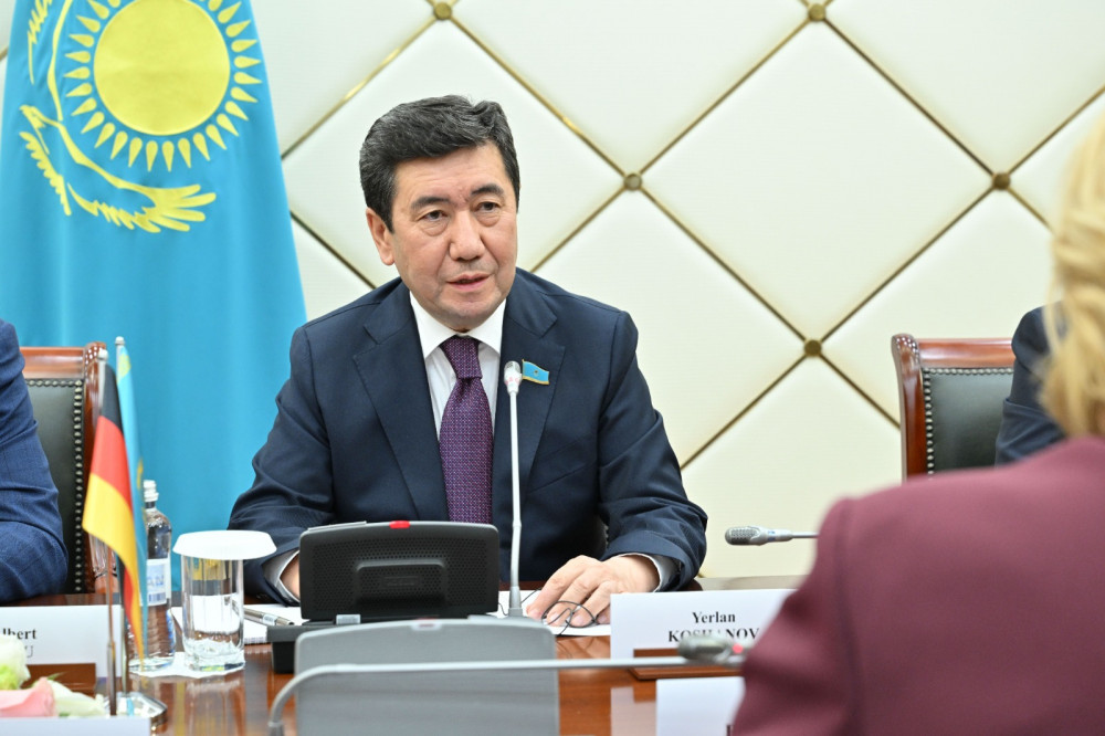 Мәжіліске Германия Парламенті жоғары палатасының басшысы келді