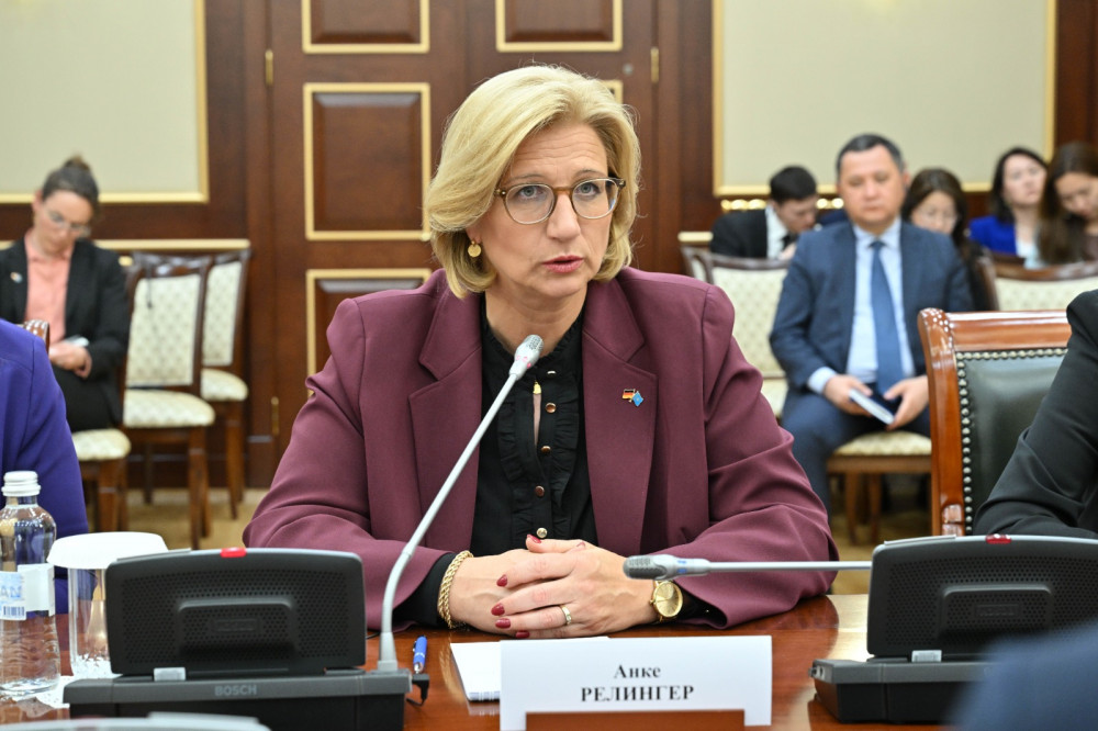 Мәжіліске Германия Парламенті жоғары палатасының басшысы келді