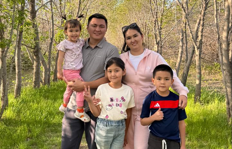 Үйленуден қорықпаңдар: Депутат жастарға отбасылық бақыт құпиясын айтты