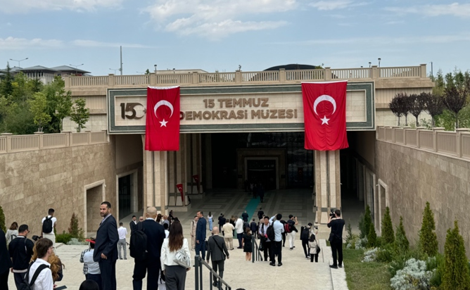 «Террорсыз Түркия»: Анкарада 15 шілде оқиғасын еске алды