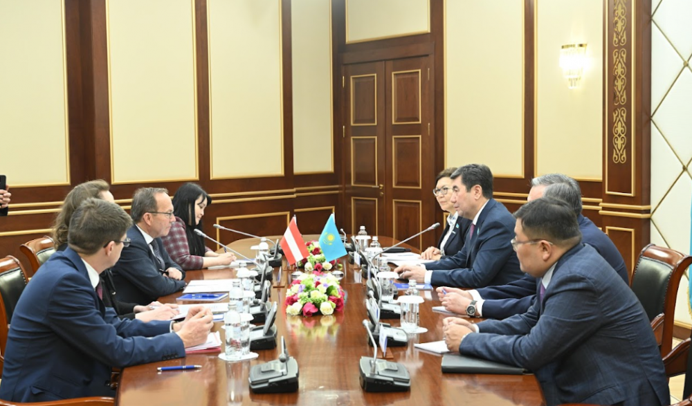 Мәжіліс спикері Аустрия Парламентінің төменгі палатасы төрағасының орынбасарын қабылдады