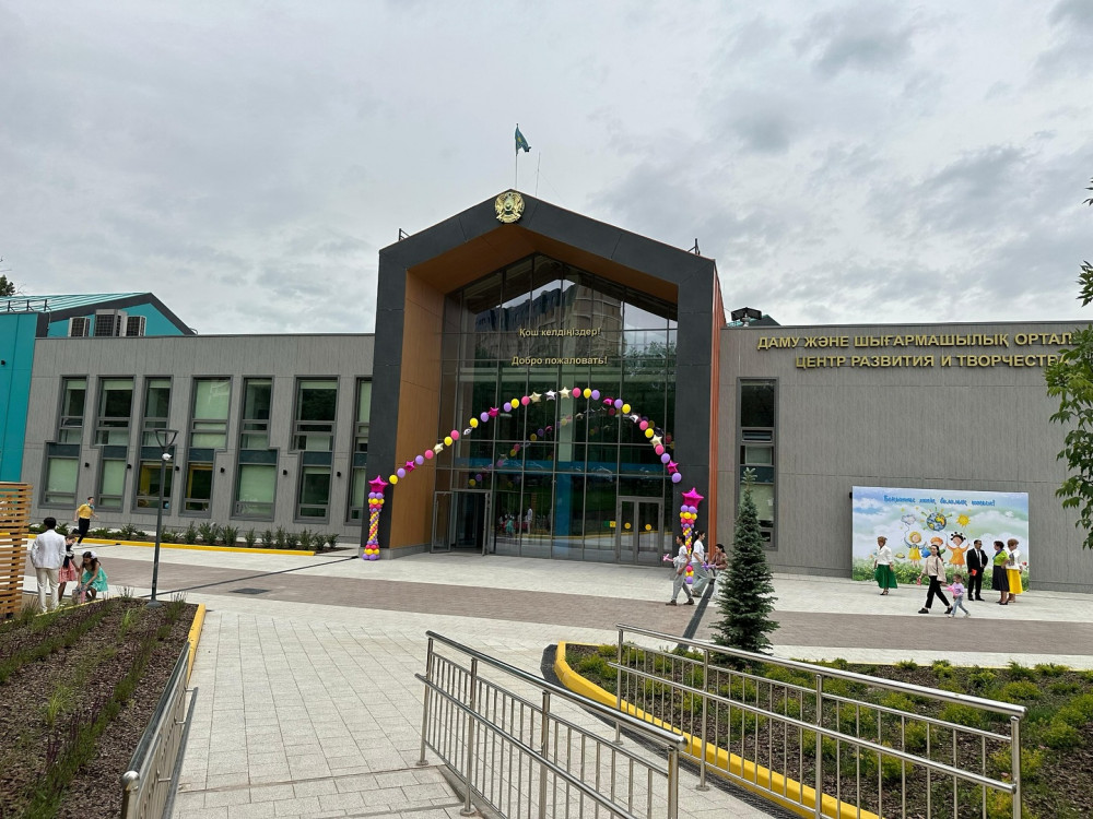 Алматыда ескі оқушылар үйі заманауи орталықпен ауыстырылды