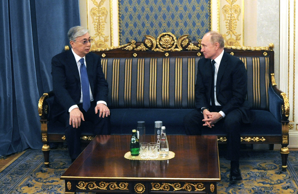 Мемлекет басшысы Қасым-Жомарт Тоқаев Ресей Президенті Владимир Путинмен кездесті