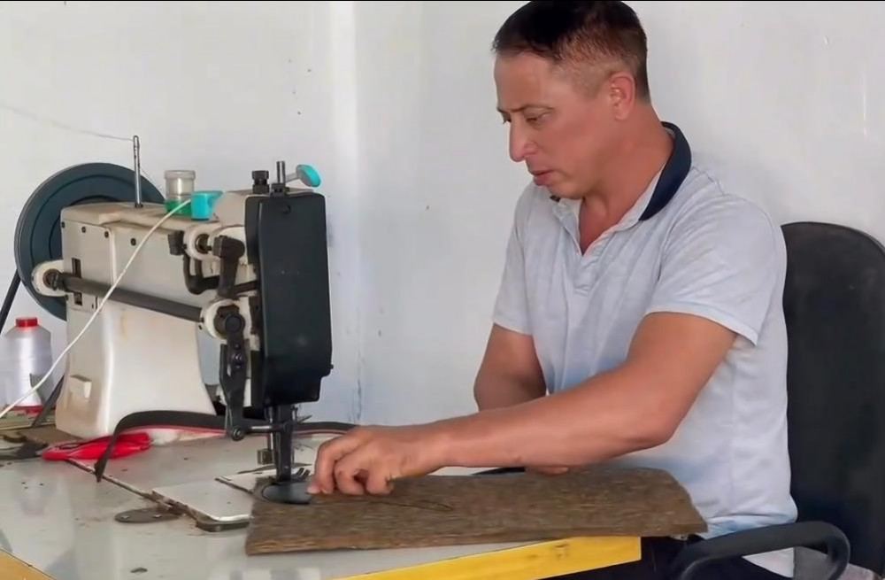 Ата кәсіпті жалғаушы – ер-тоқым шебері