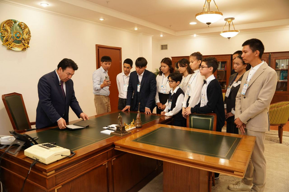Оқушылар Оқу-ағарту министрлігіне экскурсия жасады