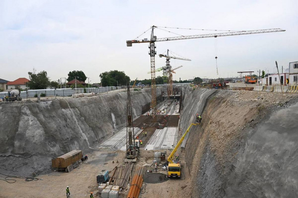 Алматыда жаңа метро станциясы салынып жатыр