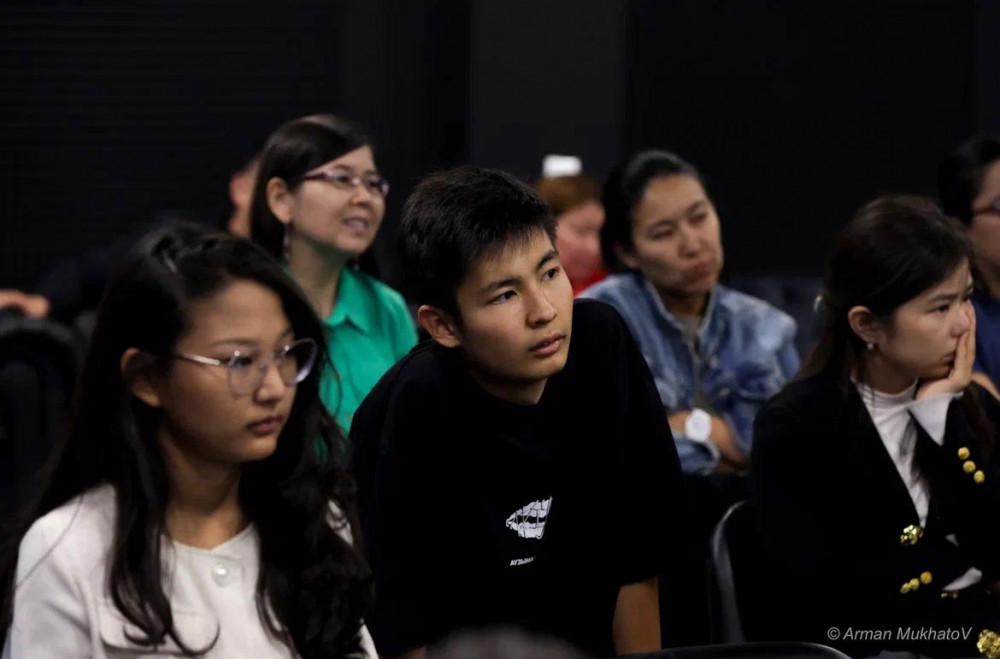 Qazcontent-те ЖИ бойынша кезекті тренинг өтті