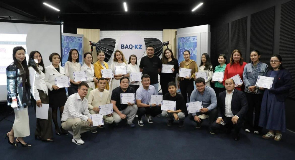 Qazcontent-те ЖИ бойынша кезекті тренинг өтті
