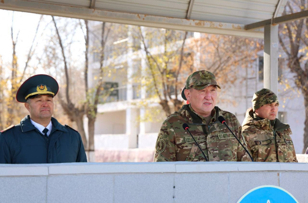 Қорғаныс министрі әскери горнизонға ескертусіз барып тексеріс жүргізді