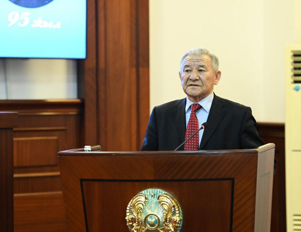 "Еркін Әуелбеков: заманның заңғар тұлғасы" атты республикалық ғылыми-танымдық конференция өтті