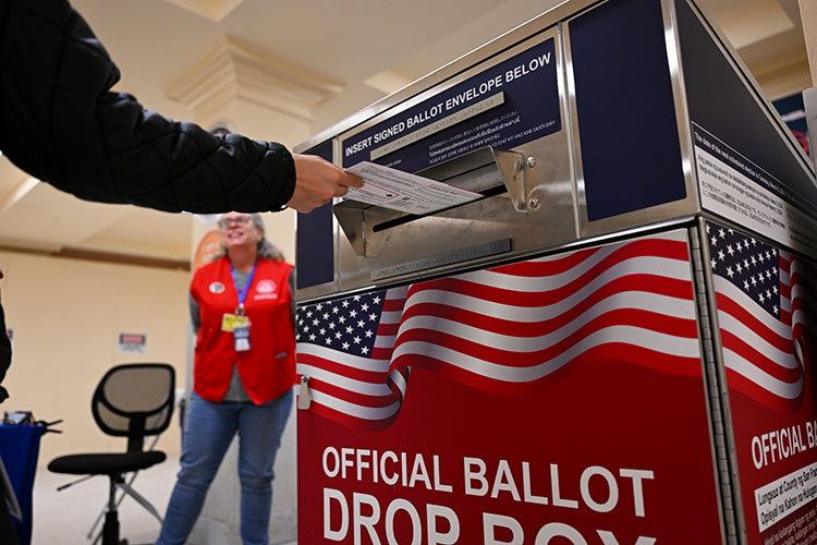 Әлемде: НАТО саммитінде қабылданған ең қатаң шешім, АҚШ-тағы саяси тартыс пен праймериз
