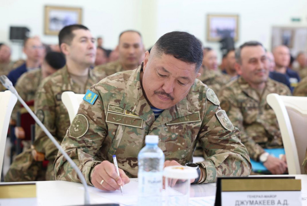 Қарулы күштердің басым бағыттары айқындалды