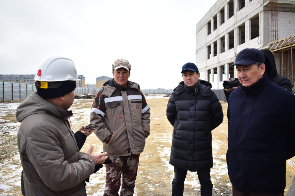 Депутаттар Жем өзені мен Құрсай өзектерінің түбін тереңдету жұмыстарымен танысты