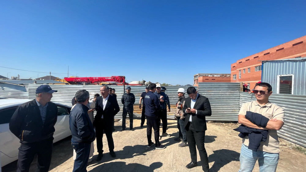 Атыраудағы бүтін ықшам ауданға бір мектеп бұйырмаған