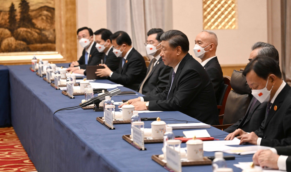 Си Цзиньпин: Екі ел қытай-қазақ қатынастарының «алтын 30 жылдығына» қадам басты