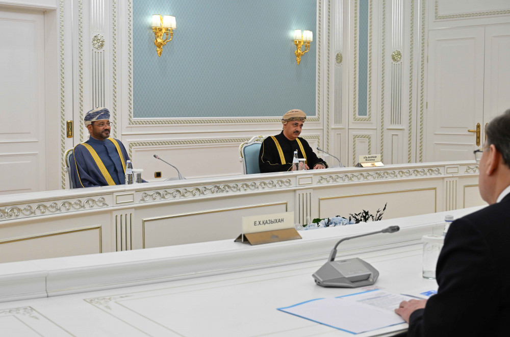 Мемлекет басшысы Оман Сыртқы істер министрін қабылдады