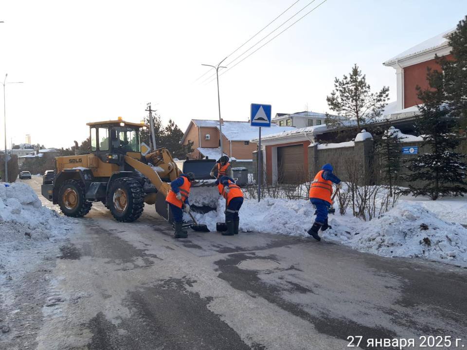 Астанадан бір түнде 48 мың текше метрден астам қар шығарылды