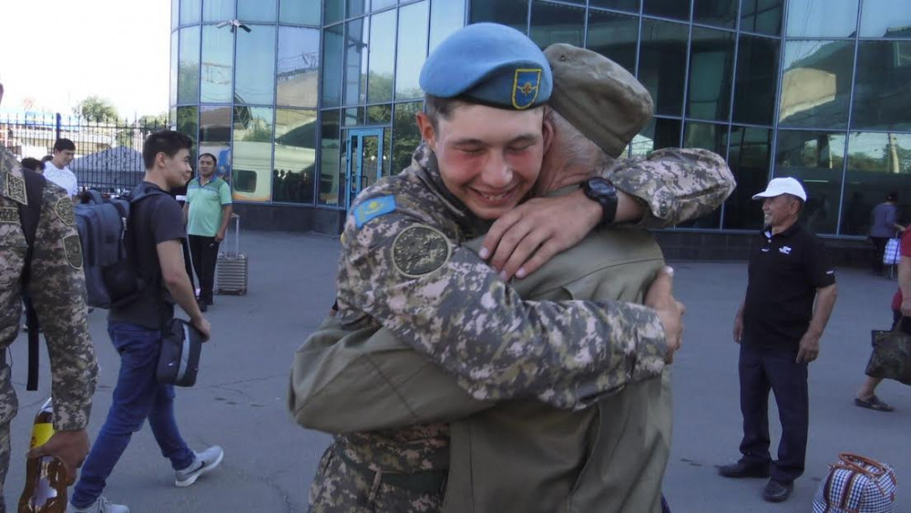 Десантшы жауынгерге жаңа туған нәрестесін көруге демалыс берілді