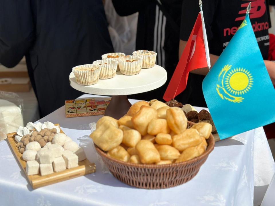 Астанада алғаш рет қазақ-түрік тағамдарының жәрмеңкесі өтті