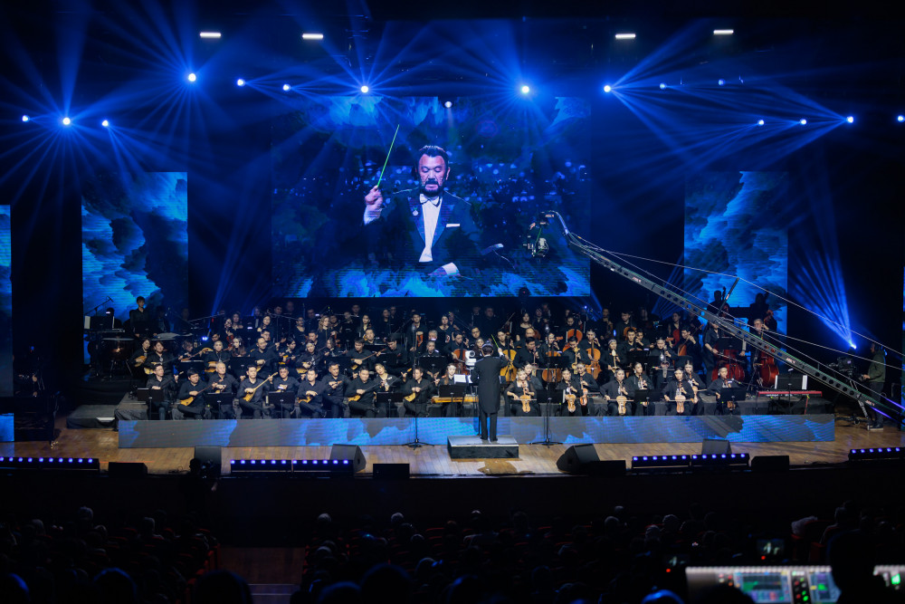 Бұл әндер қазақ тұрғанша тұрады: Астанада "Әлқисса-Нұрғиса" концерті өтті