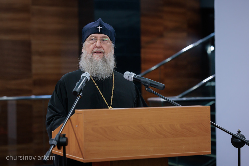 Астанада діндер лидерлері съезі қарсаңында екі көрме ашылды