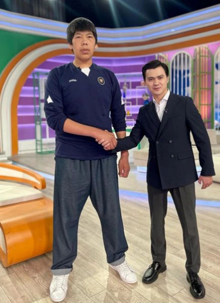 Ағасы мен әпкесі құмар