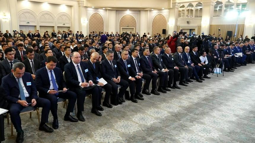 Қазақстан-Өзбекстан бизнес-форумында 40 құжатқа қол қойылды
