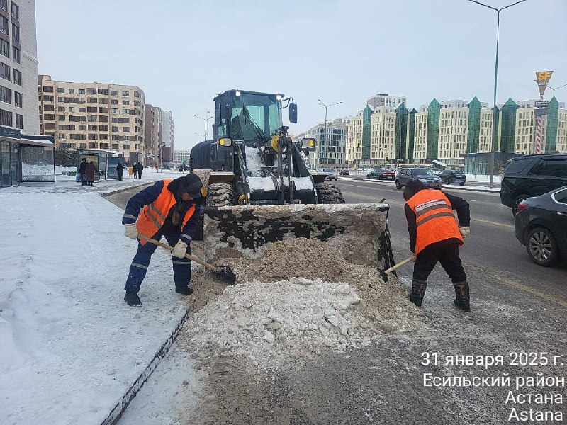 Астанада 1 800 арнайы техника қар тазалауға шықты