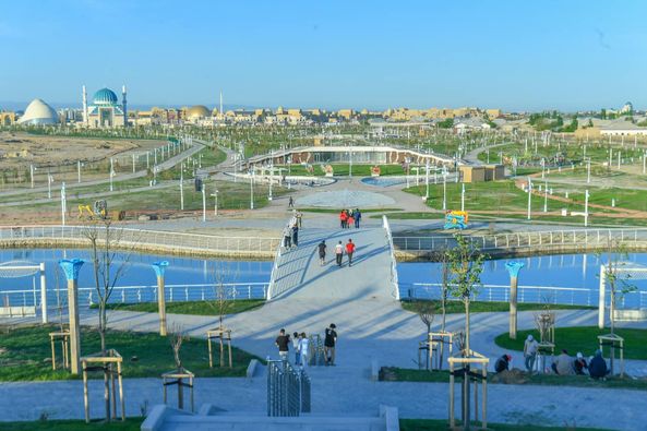 Түркістан: Президент паркіндегі жасанды көлде алғашқы жарыс өтті
