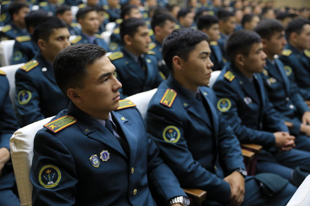 Еліміздің жоғары әскери оқу орындары  курсанттарды қабылдау жүргізеді