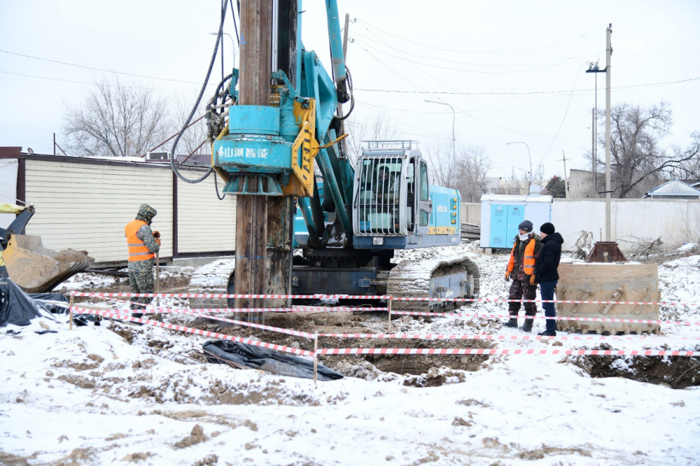 Мәжіліс депутаттары Алматы облысындағы жылыжайды аралады