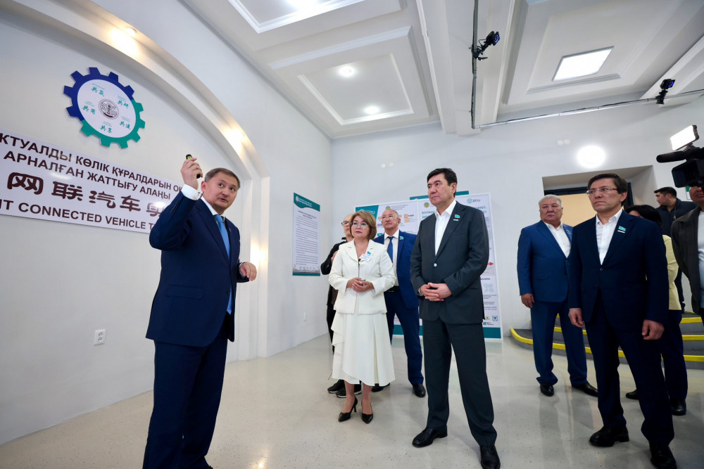 Өскемендегі "Лу Бань" шеберханасы қандай мамандарды даярлайды?