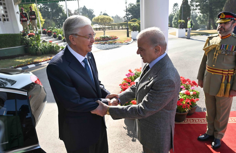 Пәкістанда Қазақстан Президентін ресми қарсы алды