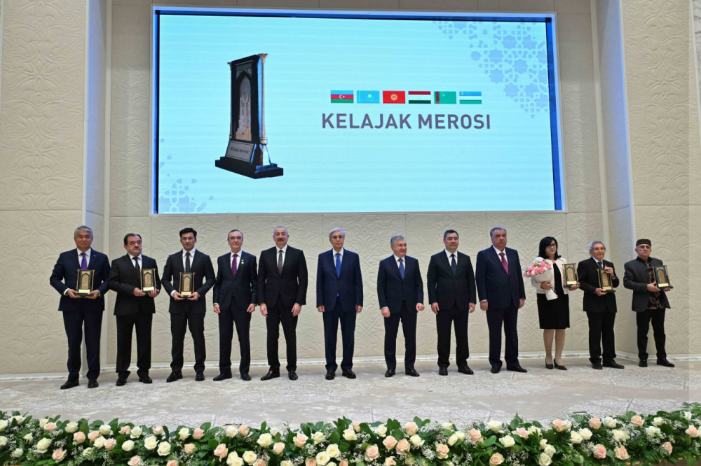 Тоқаев "Келешек мұрасы" халықаралық сыйлығын тапсыру рәсіміне қатысты