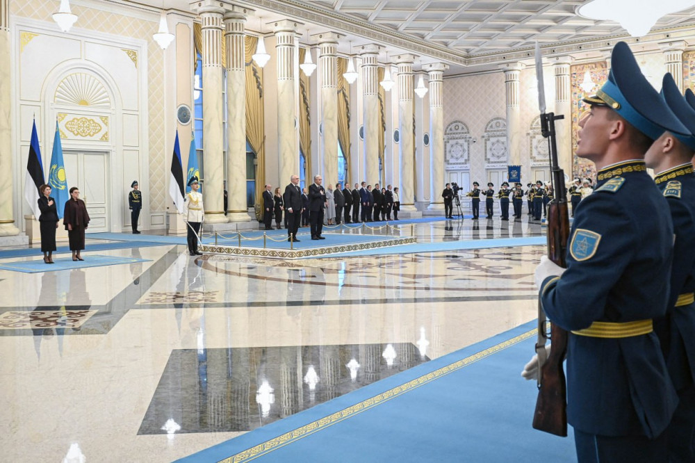 Қасым-Жомарт Тоқаев Ақордада Эстония президентін қарсы алды