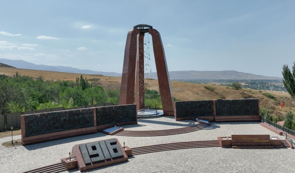 Тоқаевтың Қырғызстанға ресми сапары басталды