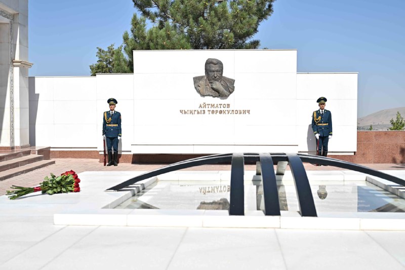 Тоқаевтың Қырғызстанға ресми сапары басталды