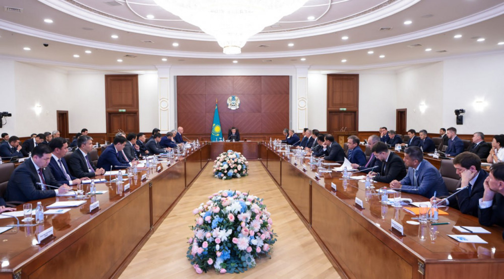 Бектенов: Тау-кен металлургия саласы жаңа жұмыс орындарын ашуға мүмкіндік береді