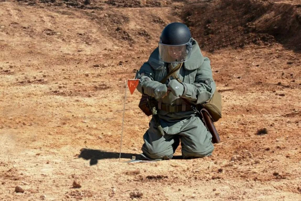 Қазақстандық саперлер Голан жоталарында мыңнан астам жарылғыш затты жойды