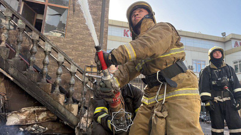 Алматыда алапат өрт болып жатыр